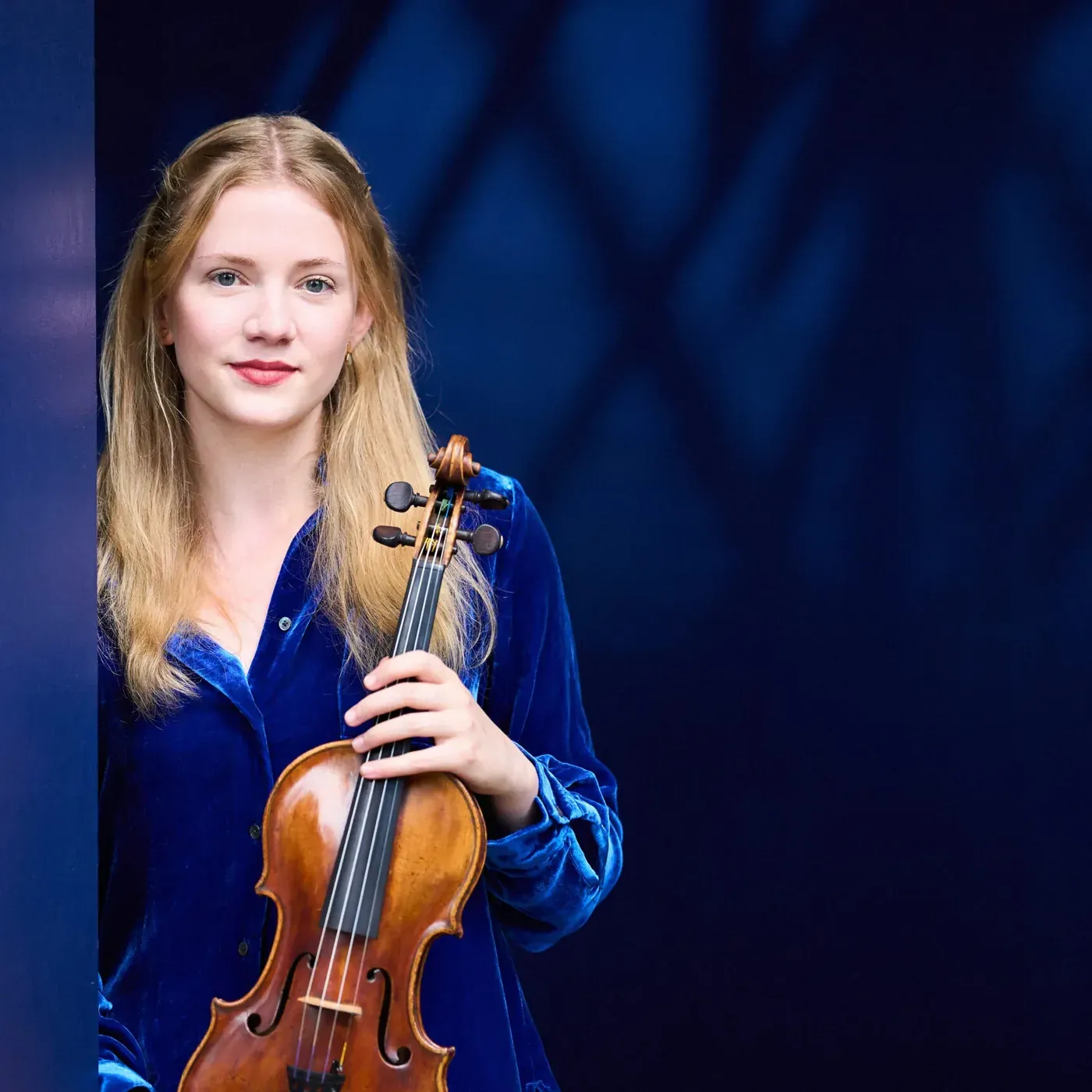 Charlotte Spruit, violinist.